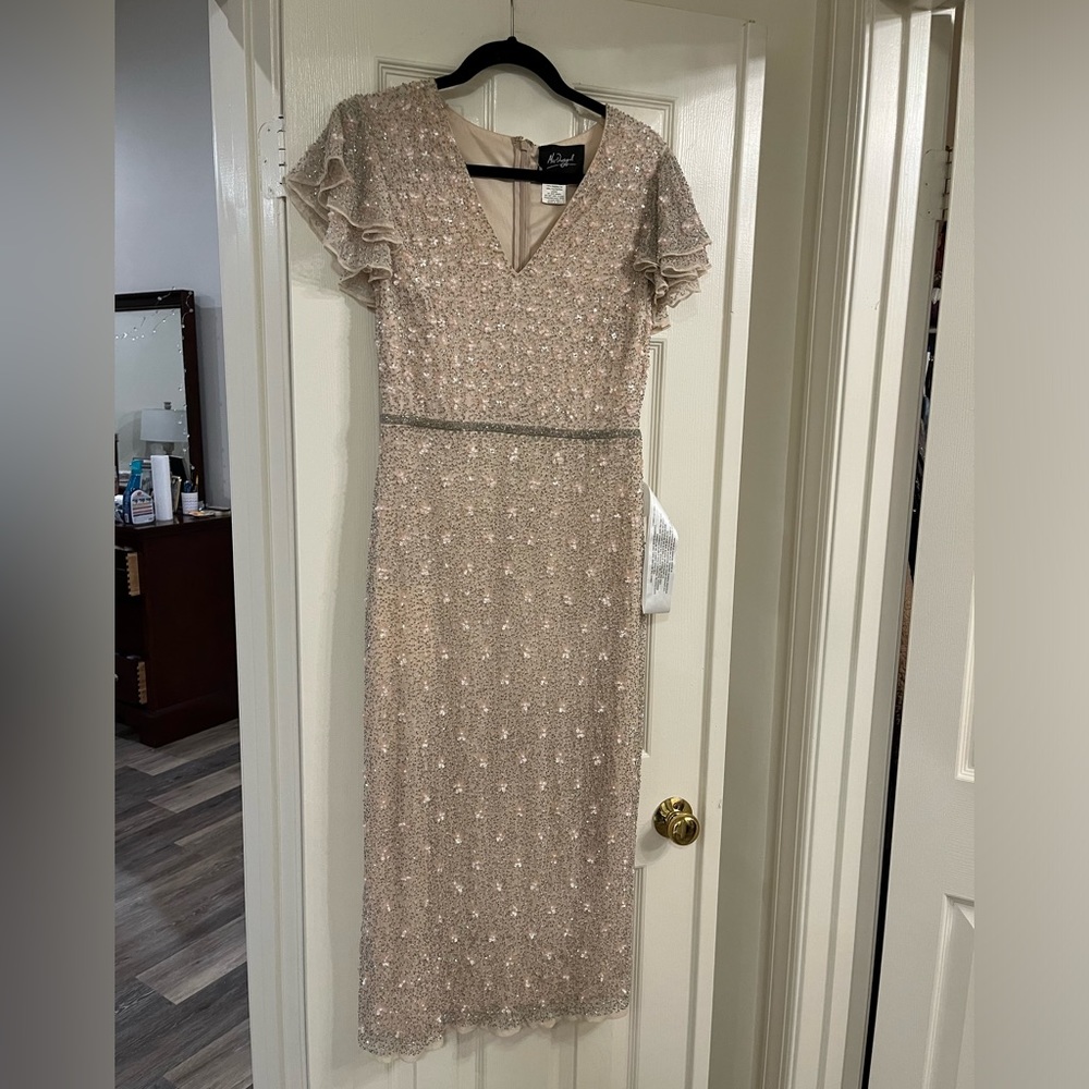 Mac Duggal size 8 pink and cream mid, very nice! - Picture 2 of 6